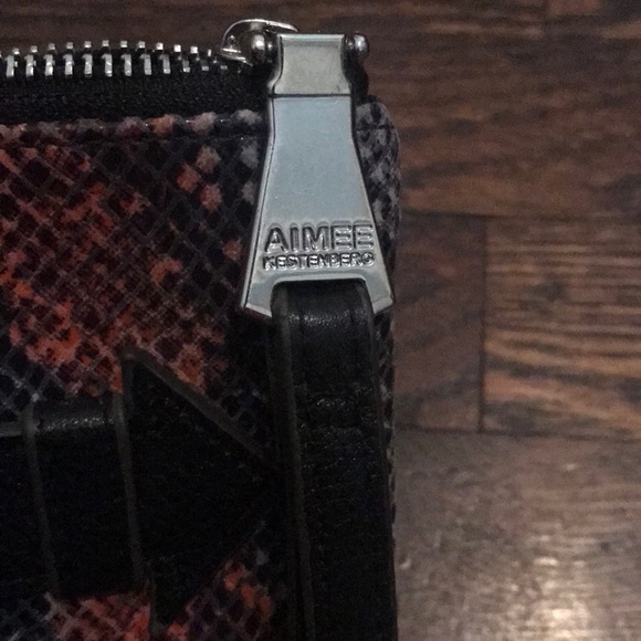 Hand Clutch - Picture 5 of 7